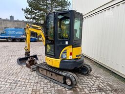 KOMATSU PC26MR-3 / 2020 BJ / 2 x Löffel / 2.257