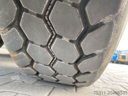 LANGENDORF Stahlmulde 50m³*Schrott/Steel*1+3 Liftachse