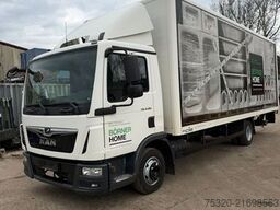 MAN 8.180 koffer Ladebordw.