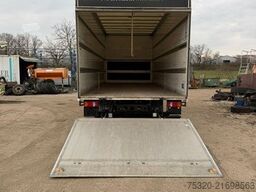 MAN 8.180 koffer Ladebordw.