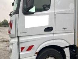 MERCEDES-BENZ 1845 Pritsche Plane