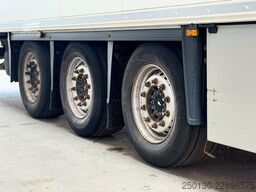 SCHMITZ CARGOBULL Doppelstock Tiefkühler /Telematic/Defrost
