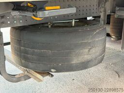SCHMITZ CARGOBULL Doppelstock Tiefkühler /Telematic/Defrost