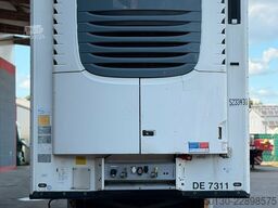 SCHMITZ CARGOBULL Doppelstock Tiefkühler /Telematic/Defrost