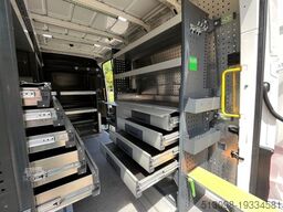 VOLKSWAGEN CRAFTER 2.0 TDI BOTT REGALS. STANDHZG. NAVI PDC