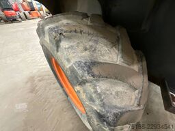 Ausa D 600 APG