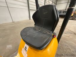 JCB 8008