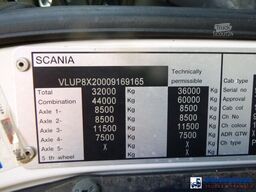 Scania P 400 8X2 RHD + Fassi F600