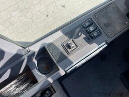 MERCEDES-BENZ O 404 10 RHD A