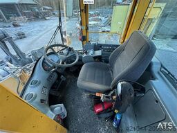 Volvo L110E Wheel Loader with Bucket WATCH VIDEO
