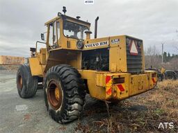 Volvo LM1240 wheel loader. WATCH VIDEO