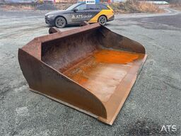 Volvo LM1240 wheel loader. WATCH VIDEO