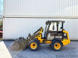 JCB 403 / 980 Stunden / Schaufel + Gabel