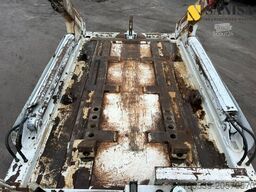 MERCEDES-BENZ Axor 1833 K/Blatt-Blatt/Tele. /Anbauplatte