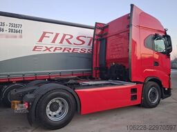 Iveco S-WAY