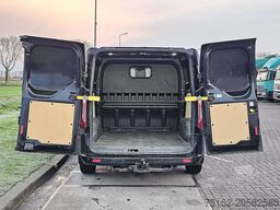 FORD TRANSIT CUSTOM 2.0 L2 Dubbel Cabine AC!