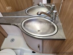 BÜRSTNER Premio 490 TS Queensbett - Nr. 11  (4)