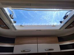 BÜRSTNER Premio 490 TS Queensbett - Nr. 11  (4)