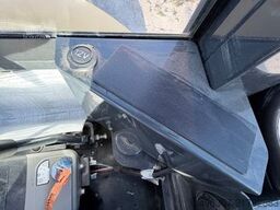 KOMATSU PC26 MR-3 + Löffel Packet  / TOP