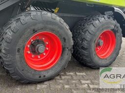 Claas QUADRANT 5300 FC T