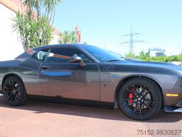 Dodge Challenger R/T 5.7 V8 HEMI Performance PLUS