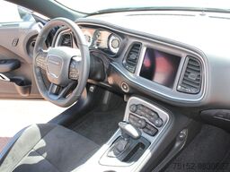 Dodge Challenger R/T 5.7 V8 HEMI Performance PLUS