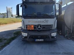 Mercedes-Benz Actros 2546