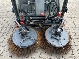 Hako CITYMASTER 1200 - 4 x 4 - Kehrmaschine