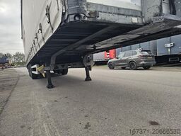 HUMBAUR HSA 2006 | SAF DISC |LIFT AXLE | GALVANISED STE...