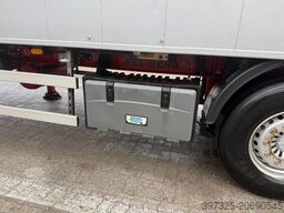 Knapen Walkingfloor / Schubbodenauflieger