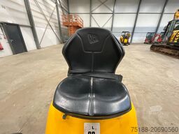 JCB 8008