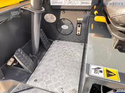 Combilift C3000CB / GAS / TRIPLEX / 4900MM / 4807H