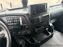 Iveco 440X48T X-Way 4x4 Kipphydraulik / Swiss-Vehicle