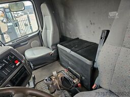 VOLVO FH 420 8x4 Kran - Kipper