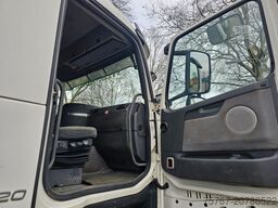 VOLVO FH 420 8x4 Kran - Kipper