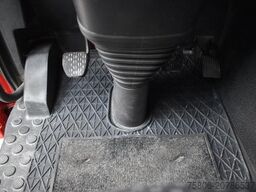 MERCEDES-BENZ Actros 2655 V8 6*4/4 AHK Retarder 3x Pedal MP3