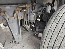 SCANIA P400 mit Orten Schwenkwand und Orten Schwenkwand