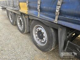 Schmitz Cargobull Semitrailer Curtainsider Mega