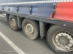 Schmitz Cargobull Curtainsider Mega