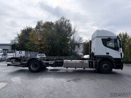 IVECO Stralis AT190S360 Fahrgestell LBW Schaltgetriebe
