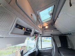IVECO Stralis AT190S360 Fahrgestell LBW Schaltgetriebe