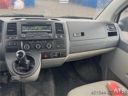 VW Transporter – 8-Seater