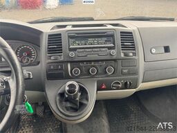 VW Transporter – 8-Seater