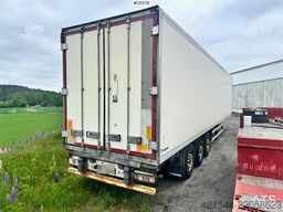 Krone refrigerated box semi-trailer – faulty