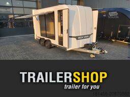 Brian James Trailers schöner Box Van Flügeltürer