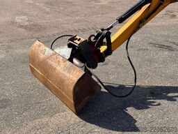 JCB 8026 , 2 Löffel MS 03