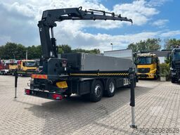 IVECO Pritsche + HIAB HIDUO 228 Kran