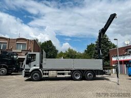 IVECO Pritsche + HIAB HIDUO 228 Kran