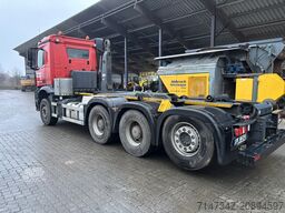 Mercedes-Benz Arocs 3240