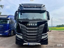 Iveco S-WAY 460 6x2 Box Truck with Full Side Opening – C